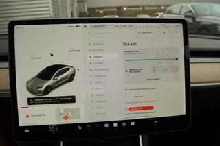 Tesla Model 3 - afbeelding nr 13