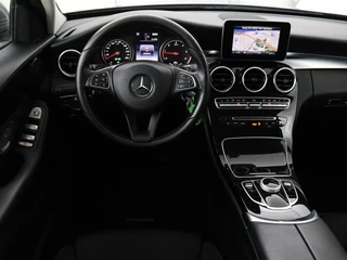 Mercedes-Benz C-Klasse Mercedes-Benz C-klasse 300 CDI Hybrid Lease Edition | Full LED |  Navigatie | Trekhaak | Park Assist | Climate control | Cruise control | Bluetooth - afbeelding nr 3