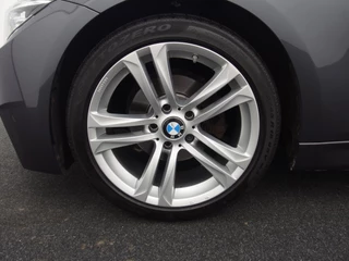 BMW 3 Serie BMW 3 Serie Touring 320i High Executive AUTOMAAT / M-SPORT / LCI / VIRTUAL / CAMERA / PANORAMADAK / FULL LED / LEDER / STOELVERW / NL-AUTO / 1STE EIG - afbeelding nr 5