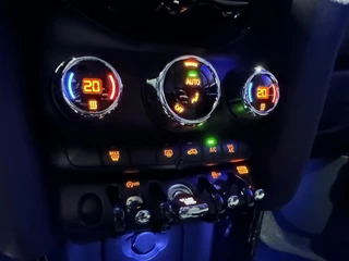 MINI Cooper Mini Mini 1.5 Cooper Business Edition *AppleCarplay*Navi*Clima* - afbeelding nr 22