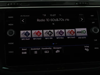 Volkswagen Tiguan Volkswagen Tiguan 1.5 TSI R-Line | DSG | 360 camera | Active Info |  Keyless | Adaptive cruise | Trekhaak | Full LED | Park Assist | Carplay | Navigatie - afbeelding nr 20