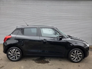 Suzuki Swift 1.2 Style Smart Hybr