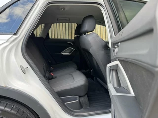 Audi Q3 Audi Q3 35 TFSI Pro Line Automaat 150pk | Climate control | Cruise control | Apple CarPlay | Trekhaak uitklapbaar | Sportstoelen | LED verlichting | Zwart optiek pakket | Parkeersensoren achter - afbeelding nr 35