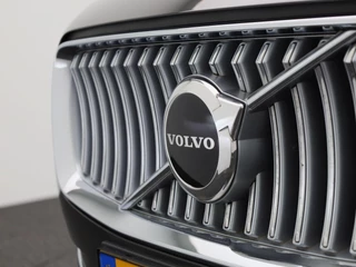 Volvo XC90 Volvo XC90 2.0 T8 Recharge AWD Core Bright | 7-Zits | Leder | Navigatie | Camera | Stoel/Stuurverwarming - afbeelding nr 46