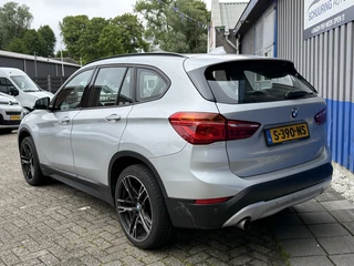 BMW X1 BMW X1 sDrive18i Executive - afbeelding nr 3
