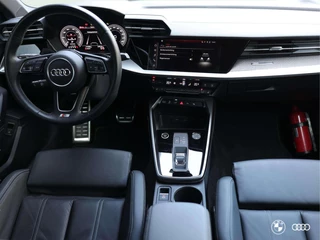 Audi A3 Audi A3 40 TFSIe S EDITION / AMBIENTE / MATRIX / HEADUP / RS ZETEL / 18