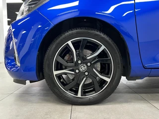 Toyota Yaris Toyota Yaris 1.5 Hybrid Bi-Tone| Lane | Camera | LED |Keyles - afbeelding nr 11