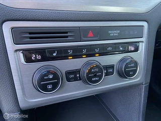Volkswagen Golf Sportsvan Volkswagen Golf Sportsvan 1.2 TSI Highline DSG Automaat Trekh Navi - afbeelding nr 25