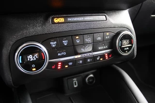 Ford Focus Ford Focus 1.0 EcoBoost 125PK Active Business | B&O | Trekhaak | Adaptieve Cruise | Navigatie | Camera - afbeelding nr 22