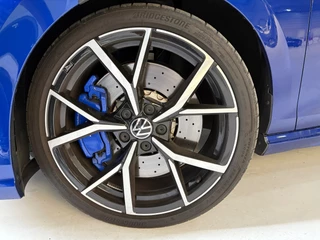Volkswagen Golf Volkswagen Golf 2.0 TSI R 4Motion Akra Performance - afbeelding nr 9