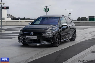 Volkswagen Golf - 136490666-0