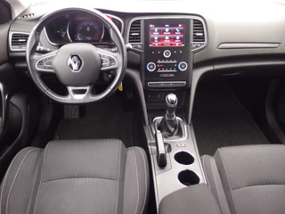 Renault Mégane Estate CARPLAY / NAVI / DAB+ / CLIMA / BLUETOOTH / CRUISE / NL-AUTO - afbeelding nr 7