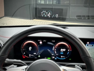 Mercedes-Benz CLA Mercedes CLA-klasse 250 e AMG CLA250e Coupe Panoramadak|Keyless|Camera 360°|Advanced sound|Sfeerverlichting|Head-up|Night pakket|Multibeam LED - afbeelding nr 28