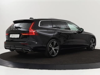 Volvo V60 Volvo V60 2.0 T8 Recharge AWD Inscription | Panoramadak | Bowers & Wilkins | Head-Up | Massage | Ventilatie | Trekhaak | 360 Camera | Leder | Carplay | Achterbankverwarming | Navigatie | PHEV - afbeelding nr 45