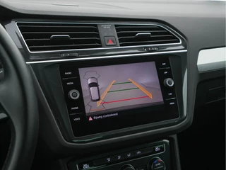 Volkswagen Tiguan *ADAPTIVE-CRUISE | NAVI-FULLMAP | KEYLESS | CAMERA | BLINDSPOT | COMFORT-SEATS | ECC | PDC | 17''ALU* - afbeelding nr 15