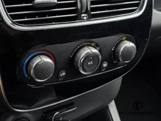 Renault Clio Renault Clio Estate 0.9 TCe Limited|Dab+|Navi|Cruise|Airco| - afbeelding nr 32