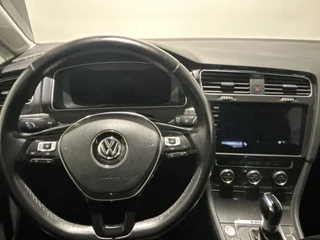 Volkswagen e-Golf | Lederen bekleding | Achteruitrijcamera |  SoH (batterijcheck) 89,7% score! - afbeelding nr 10