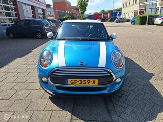 MINI Cooper MINI COOPER 1.5 COOPER CHILI SERIOUS BUSINESS / Panoramadak / Airco / - afbeelding nr 4