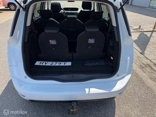 Citroën Grand C4 Picasso C4 Grand Picasso 1.6 Turbo165 pk 7 personen Business Navigatie , Camera , Trekhaak 1.500 trekgewicht  , Panorama dak , Climate & Cruise controle , Verwarmde voorstoelen , Keyless ,  Priveglas , Onderhouden door Citroen dealerr - afbeelding nr 27