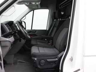 Volkswagen Crafter Volkswagen Crafter 2.0TDI 140PK L4H3 DSG Automaat L3H2 | Laadklep Navigatie | Camera | Airco | 3-Persoons - afbeelding nr 19