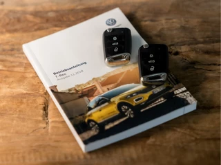 Volkswagen T-Roc Volkswagen T-Roc 1.5 TSI Sport 150Pk (VIRTUAL COCKPIT, APPLE CARPLAY, GROOT NAVI, CAMERA, LED KOPLAMPEN, SPORTSTOELEN, ADAPTIVE CRUISE, MODE KNOP, STOELVERWARMING, NIEUWE APK, NIEUWSTAAT) - afbeelding nr 19
