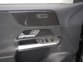 Mercedes-Benz B-Klasse Mercedes-Benz B-Klasse 180 AMG // Panoramadak // Camera // Augemented Reality // Carplay // Elek. Achterklep // Night Pakket // Cruise Control - afbeelding nr 10