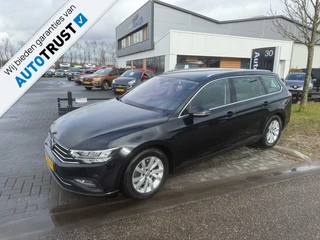 Volkswagen Passat Volkswagen Passat 1.5 TSI Comfort Business AUTOMAAT,TREKHAAK,NAVI - afbeelding nr 1