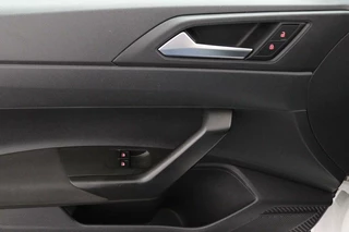 Volkswagen Polo Volkswagen Polo 1.0 | Stoelverwarming | Privacy glas | Lichtmetalen velgen | - afbeelding nr 14