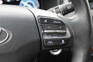 Hyundai Kona Hyundai Kona 1.6 GDI HEV Premium Sky Full Option! + Trekhaak 