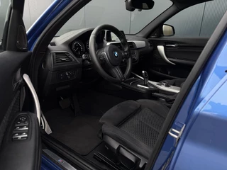 BMW 1 Serie BMW 1-serie 118I M Sport Shadow Executive Harman/Kardon - Alcantara - LED - afbeelding nr 16