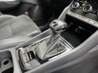 Škoda Kodiaq Skoda Kodiaq 1.5 TSI Sportline Automaat | Trekhaak uitklapbaar | Navigatiesysteem | Stoelverwarming | Stuurverwarming | Getint glas | Cruise control | 20 inch lichtmetalen velgen | Achteruitrijcamera | Parkeersensoren voor en achter - afbeelding nr 65