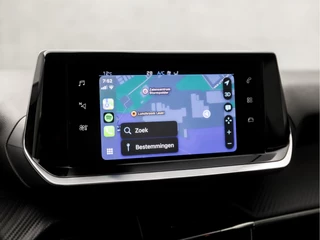 Peugeot 2008 Automaat (APPLE CARPLAY, NAVIGATIE, STOELVERWARMING, 360 CAMERA, LED KOPLAMPEN, SPORTSTOELEN, DAB+, LANE ASSIST, NIEUWE APK, NIEUWSTAAT) - afbeelding nr 26