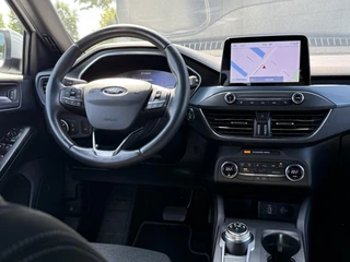Ford Focus Ford Focus Wagon 1.5 EcoBoost Active X Business 2e Eigenaar,Dealer Onderhouden,Automaat,Navi,Camera,Clima,Cruise,Trekhaak,Pdc,Lm Velgen,150pk,Apk tot 09-2026 - afbeelding nr 27