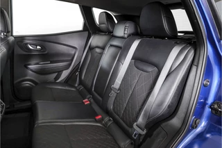 Renault Kadjar Renault Kadjar 1.3 TCe 160 PK Techno - Automaat | Cruise | Stoelverwarming | Trekhaak | App.Connect | Camera+PDC | NAV+App.Connect | Auto.Airco | LM 19
