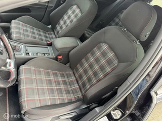 Volkswagen Golf Volkswagen Golf 2.0 TSI GTI Performance Business - afbeelding nr 25