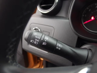 Dacia Duster TREKHAAK / KEYLESS / 360GR CAMERA / PDC / DODEHOEK / NAVI / CLIMA / DAB+ / NL-AUTO - afbeelding nr 28