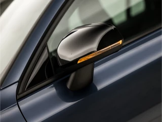 Volvo V60 164Pk Automaat (APPLE CARPLAY, GROOT NAVI, CAMERA, ADAPTIVE CRUISE, SPORTSTOELEN, TREKHAAK, PARKEERSENSOREN, DAB+, NIEUWE APK, NIEUWSTAAT) - afbeelding nr 29