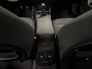 BMW 2 Serie BMW 2 Serie Gran Coupé 218i Executive Edition / Navi / Climate / Cruis.c / - afbeelding nr 29