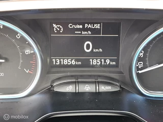 Peugeot 2008 Peugeot 2008 1.2 PureTech Allure Carplay Clima cruise 1e eigenaar - afbeelding nr 36