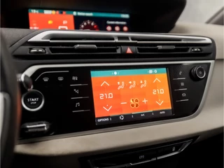 Citroën Grand C4 Spacetourer Automaat (APPLE CARPLAY, NAVIGATIE, CAMERA, GETINT GLAS, MASSAGE, SPORTSTOELEN, PARKEERSENSOREN, TREKHAAK, CRUISE, DAB+, NIEUWSTAAT) - afbeelding nr 19