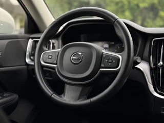 Volvo V60 Volvo V60 2.0 B3 Aut. 163pk MHEV Momentum | Navi | LED | Trekhaak | LMV - afbeelding nr 18