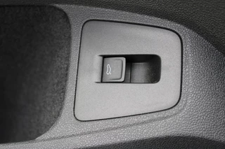 Volkswagen Tiguan Volkswagen Tiguan 2.0 TSI R 320PK 4 MOTION Pano/Leder/Akrapovisch./21