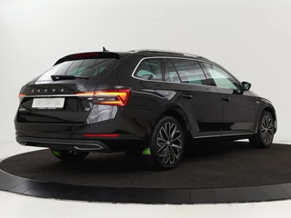 Škoda Superb Skoda Superb 1.4 TSI iV Laurin & Klement | Panoramadak |  Leder | Adaptive cruise | Canton Sound | Stoelverwarming | Standkachel | Carplay | Camera | Full LED | Memory - afbeelding nr 41
