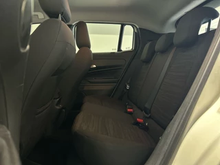 Jeep Avenger Jeep Avenger Longitude 54 kWh | Navigatie | Voorruit Verwarming | Fabrieks Garantie | | Soh (batterijcheck) 96 % - afbeelding nr 22