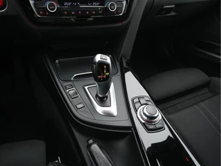 BMW 3 Serie BMW 3 Serie Touring 320d EDE Centennial Executive M-Sport-Pack Aut. *FULL-LED | HARMAN/KARDON-AUDIO | SPORT-SEATS | NAVI-FULLMAP | ECC | KEYLESS | PDC | CRUISE | TOWBAR | 19''ALU* - afbeelding nr 12