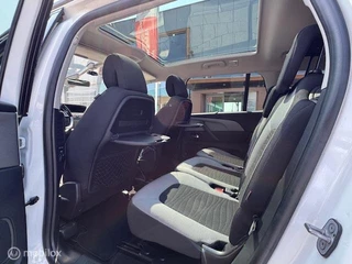 Citroën Grand C4 Picasso C4 Grand Picasso 1.6 Turbo165 pk 7 personen Business Navigatie , Camera , Trekhaak 1.500 trekgewicht  , Panorama dak , Climate & Cruise controle , Verwarmde voorstoelen , Keyless ,  Priveglas , Onderhouden door Citroen dealerr - afbeelding nr 22