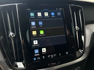 Volvo V60 Volvo V60 2.0 T6 Plug-in hybrid AWD Plus Dark - afbeelding nr 30