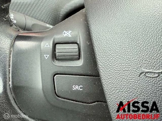 Peugeot 2008 Peugeot 2008 1.2 PureTech Blue Lion  Cruise + Airco + Navi - afbeelding nr 18