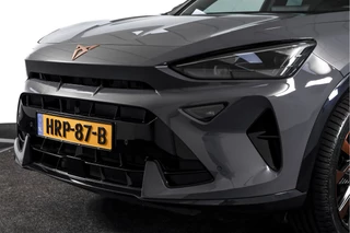 CUPRA Formentor | Dig. Cockpit | Adapt. Cruise | Stoel-+Stuurverw. | Elek. stoel met geheugen | PDC | Camera | NAV + App. Connect | ECC | LM 19