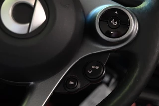 Smart Fortwo Smart Fortwo cabrio EQ Comfort PLUS 18 kWh Facelift - Leer - Stoelverwarming - Achteruitrijcamera - Cruise Control - - afbeelding nr 28